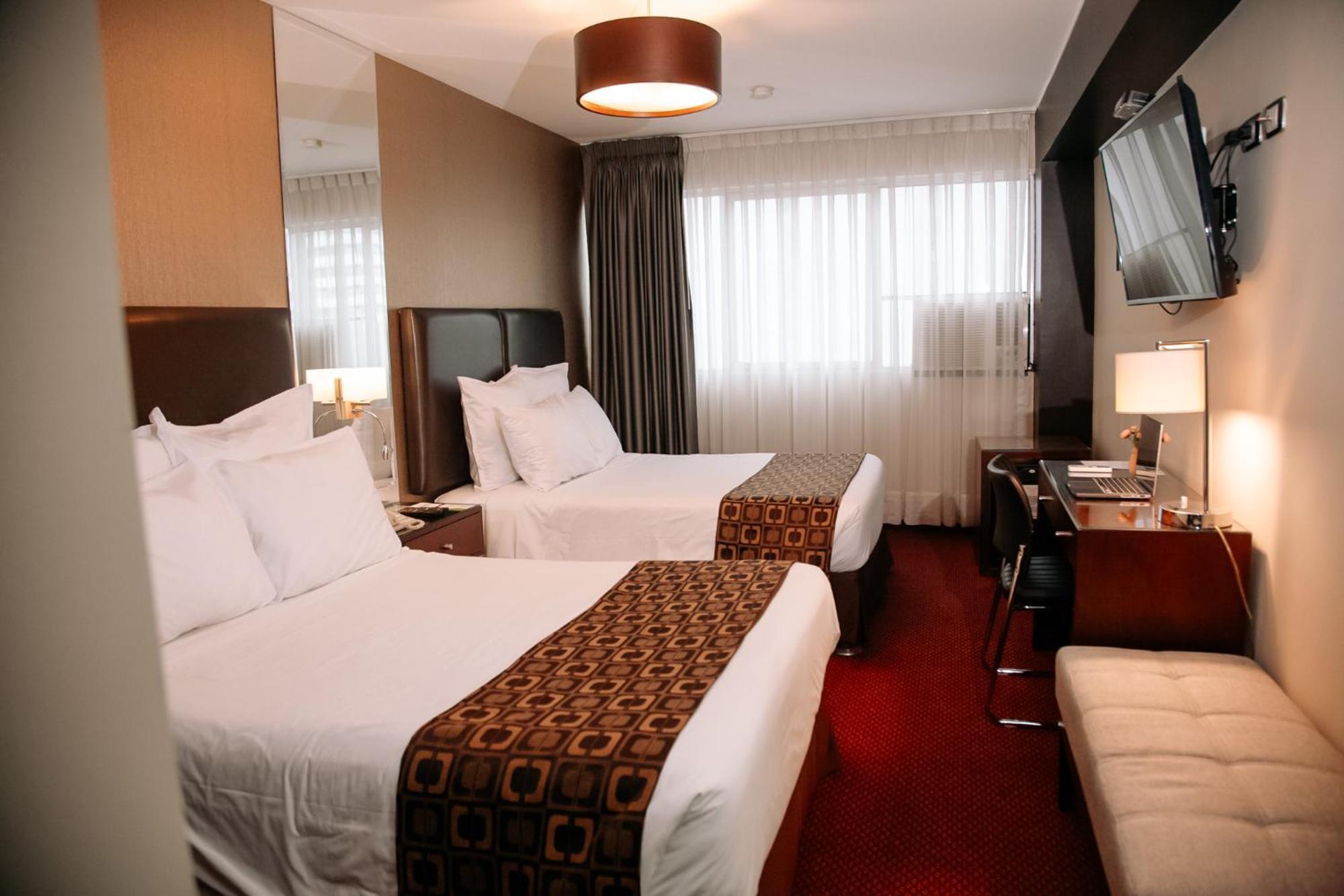 Hotel Carrera Lima Exteriör bild